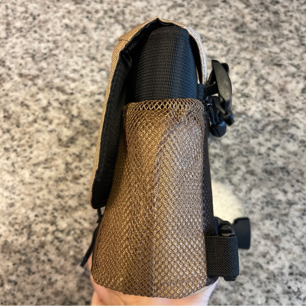 Vortex Glasspak Binocular Tan Case Missing Strap - image 7